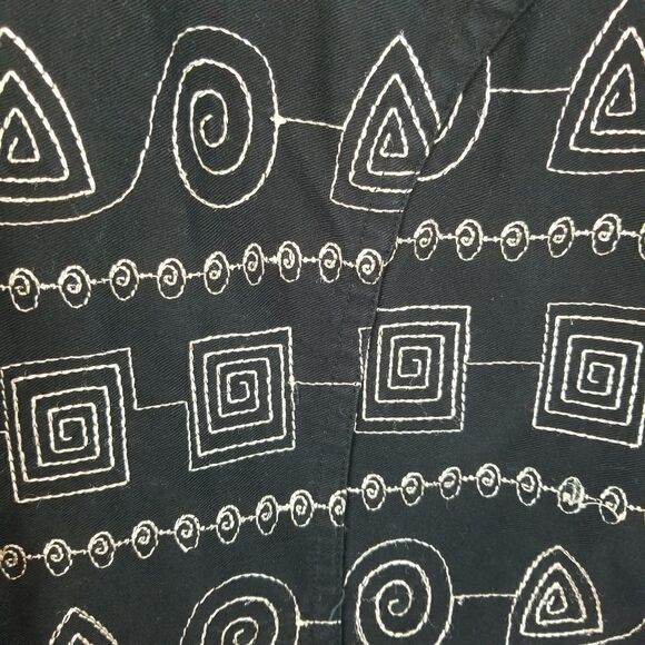 Christopher and Banks Geometric Design Jacket - Picture 4 of 9